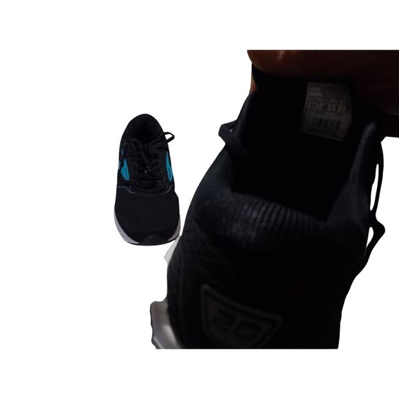 brooks - Picture 1 of 5